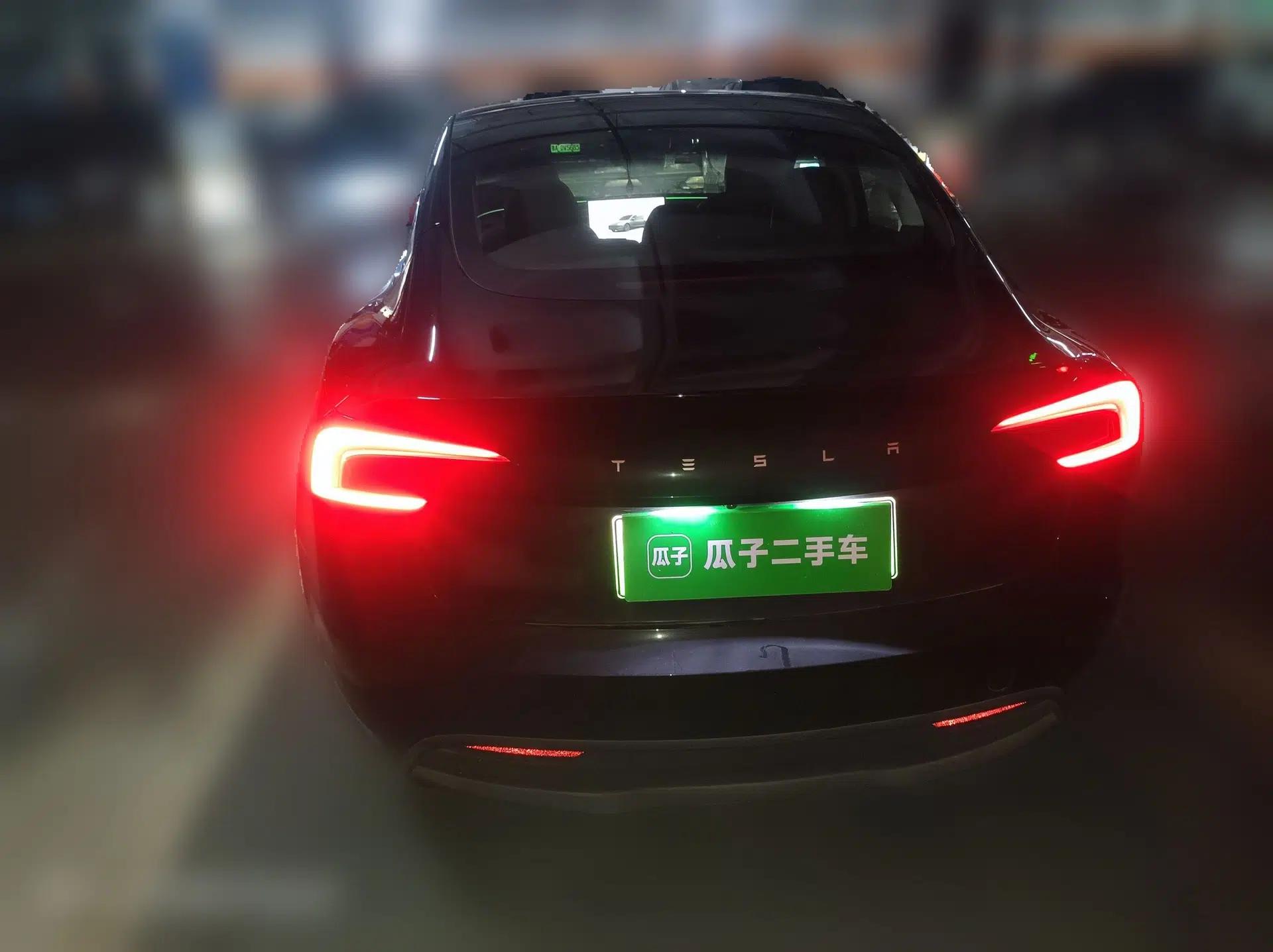 Tesla Model 3 2023 Rear-Wheel-Drive Version — миниатюра 5