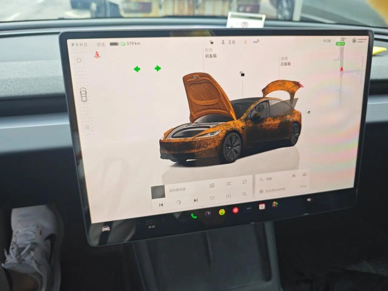 Tesla Model 3 2023 Rear-Wheel-Drive Version — миниатюра 12