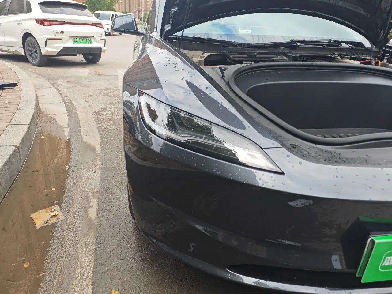 Tesla Model 3 2023 Rear-Wheel-Drive Version — миниатюра 7