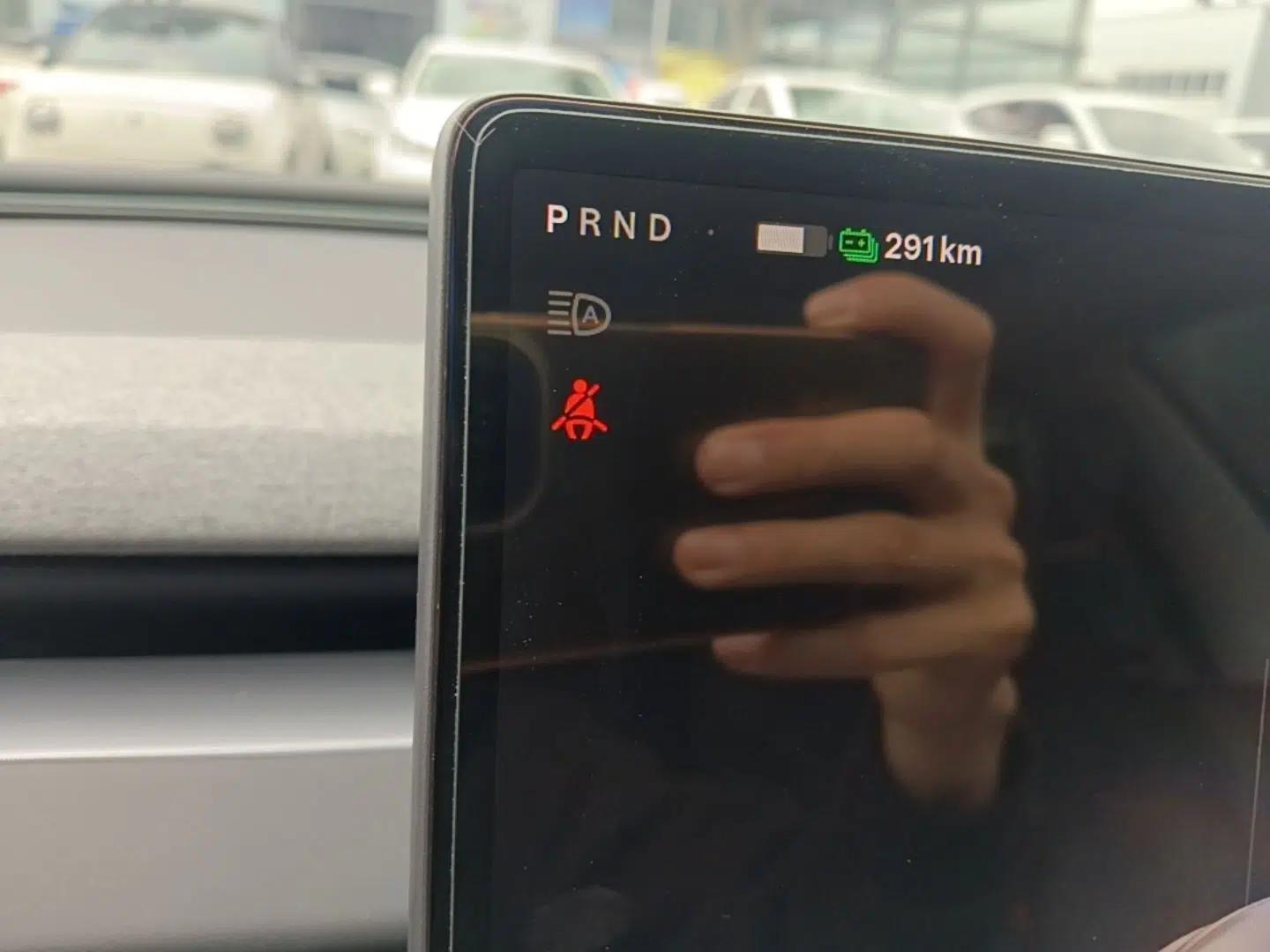 Tesla Model 3 2023 Rear-Wheel-Drive Version — миниатюра 17