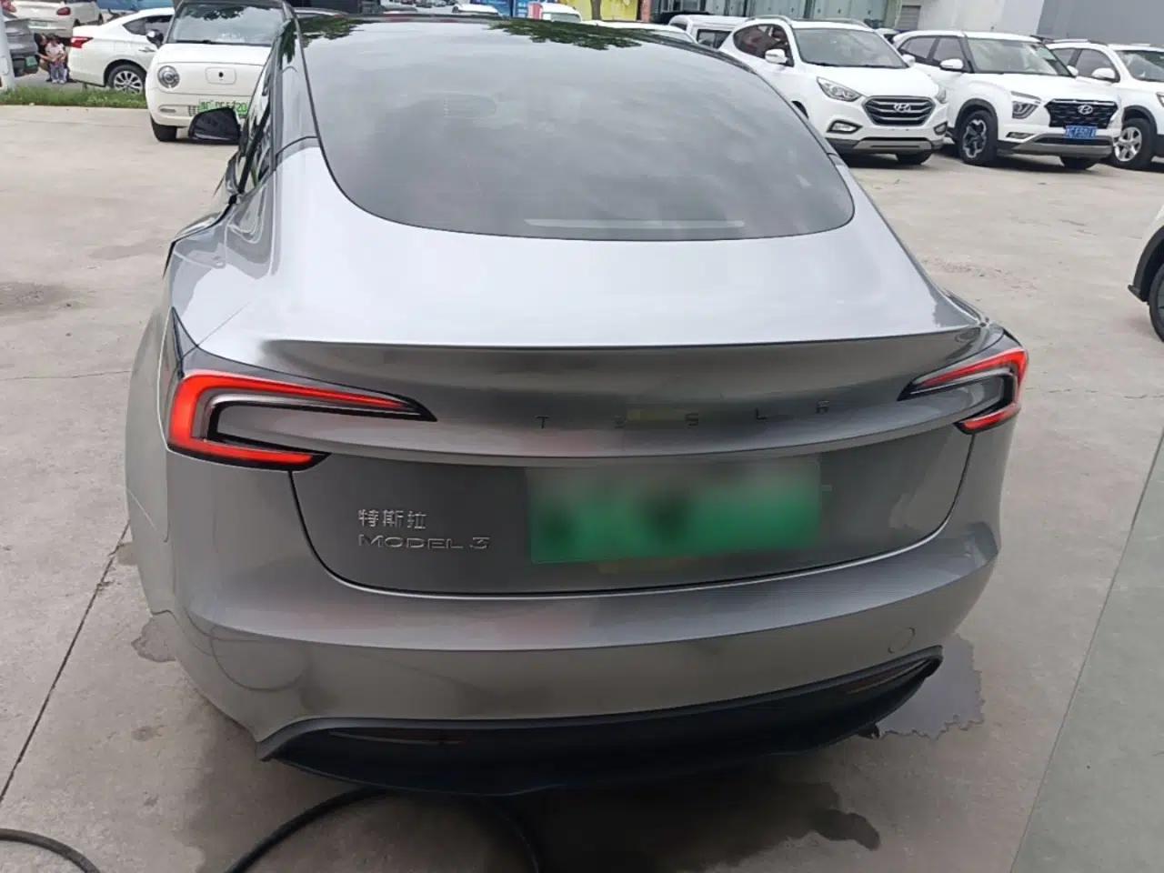 Tesla Model 3 2023 Rear-Wheel-Drive Version — миниатюра 5