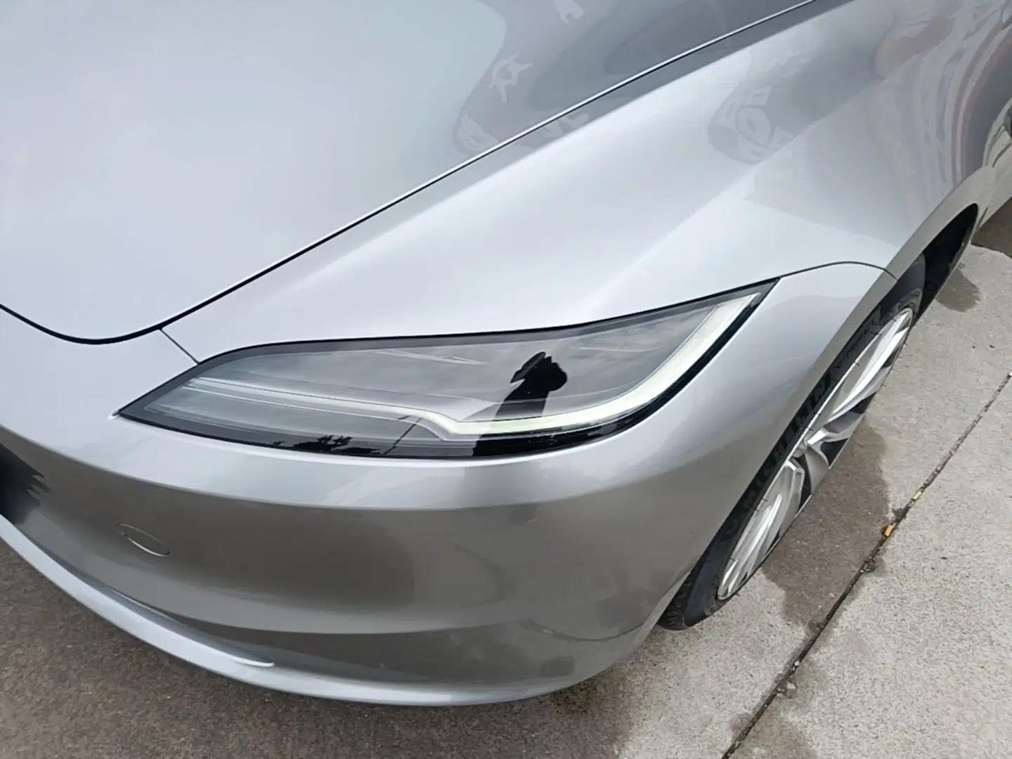 Tesla Model 3 2023 Rear-Wheel-Drive Version — миниатюра 9