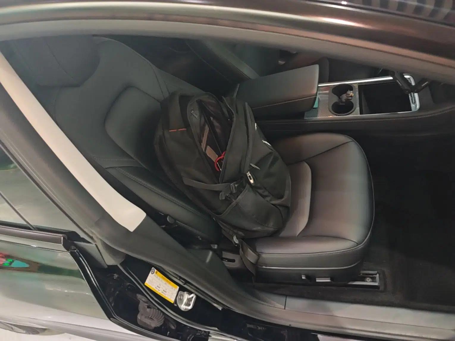 Tesla Model 3 2022 Rear-Wheel-Drive Version — миниатюра 23