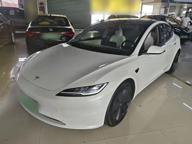 Tesla Model 3 2023 Rear-Wheel-Drive Version