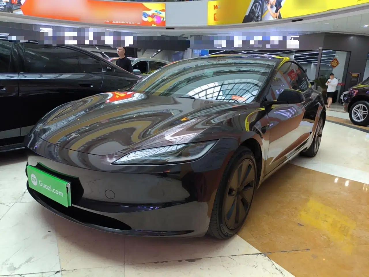 Tesla Model 3 2023 Rear-Wheel-Drive Version — миниатюра 1