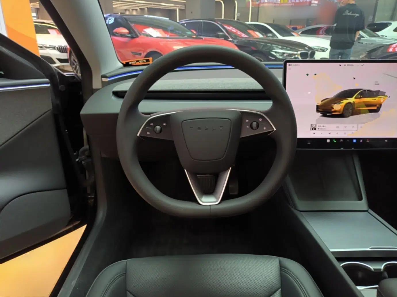 Tesla Model 3 2023 Rear-Wheel-Drive Version — миниатюра 13