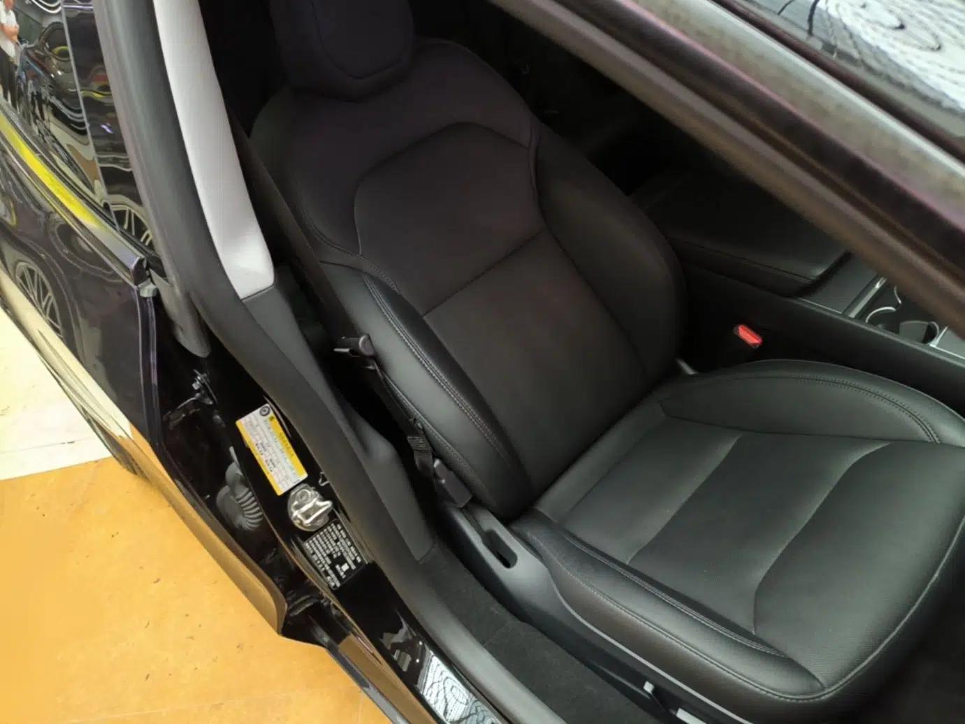Tesla Model 3 2023 Rear-Wheel-Drive Version — миниатюра 23