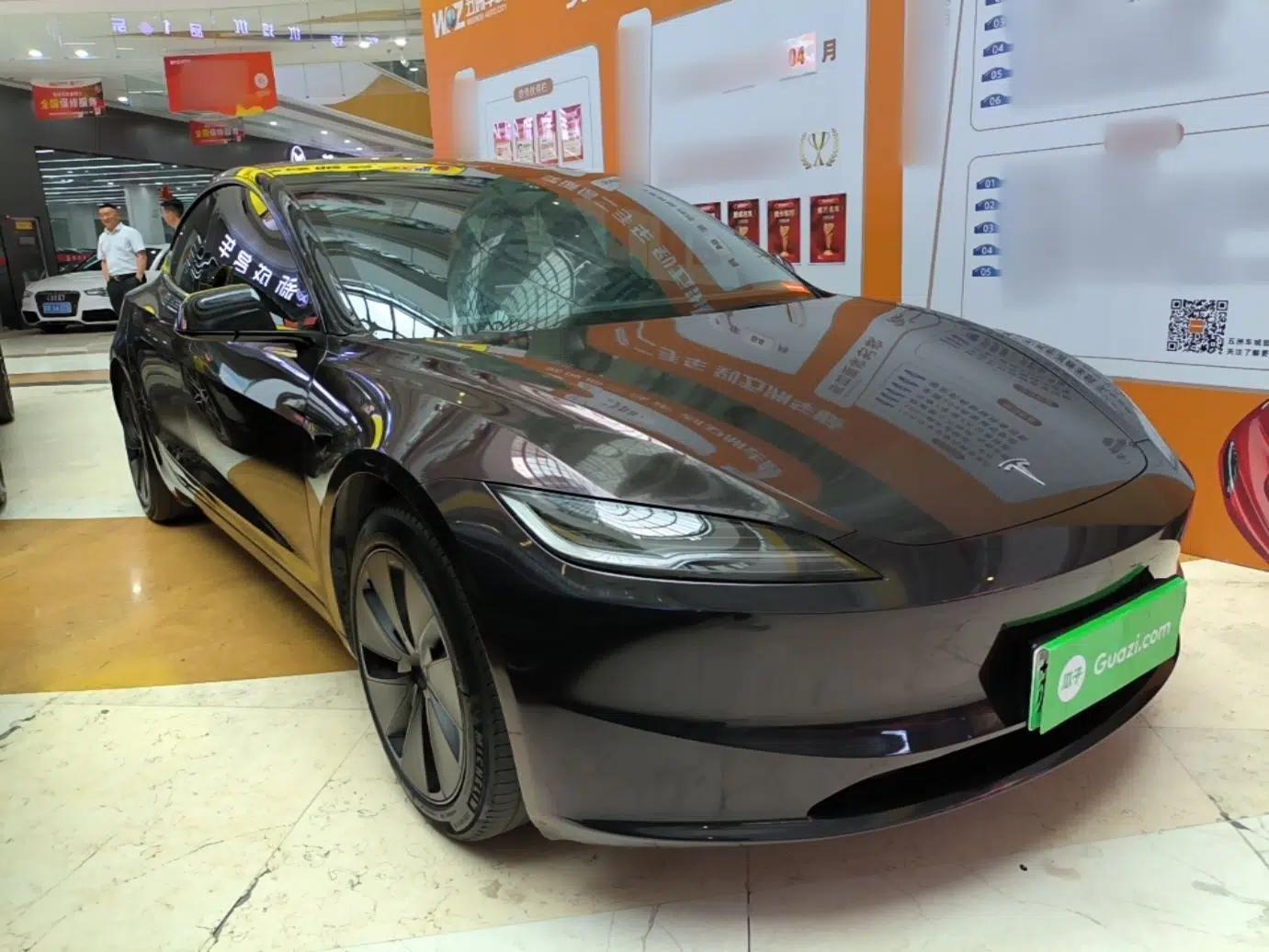 Tesla Model 3 2023 Rear-Wheel-Drive Version — миниатюра 6