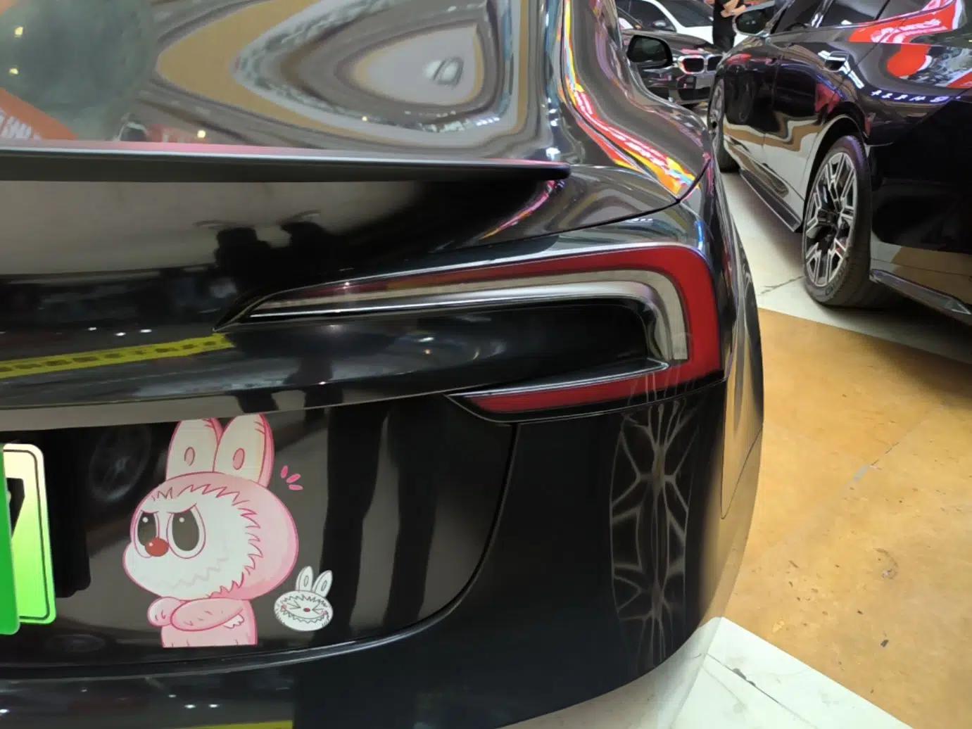 Tesla Model 3 2023 Rear-Wheel-Drive Version — миниатюра 8