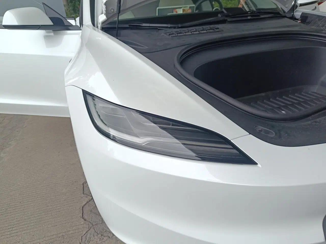 Tesla Model 3 2023 Rear-Wheel-Drive Version — миниатюра 7