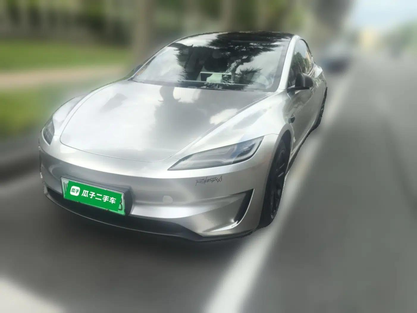 Tesla Model 3 2023 Rear-Wheel-Drive Version — миниатюра 1