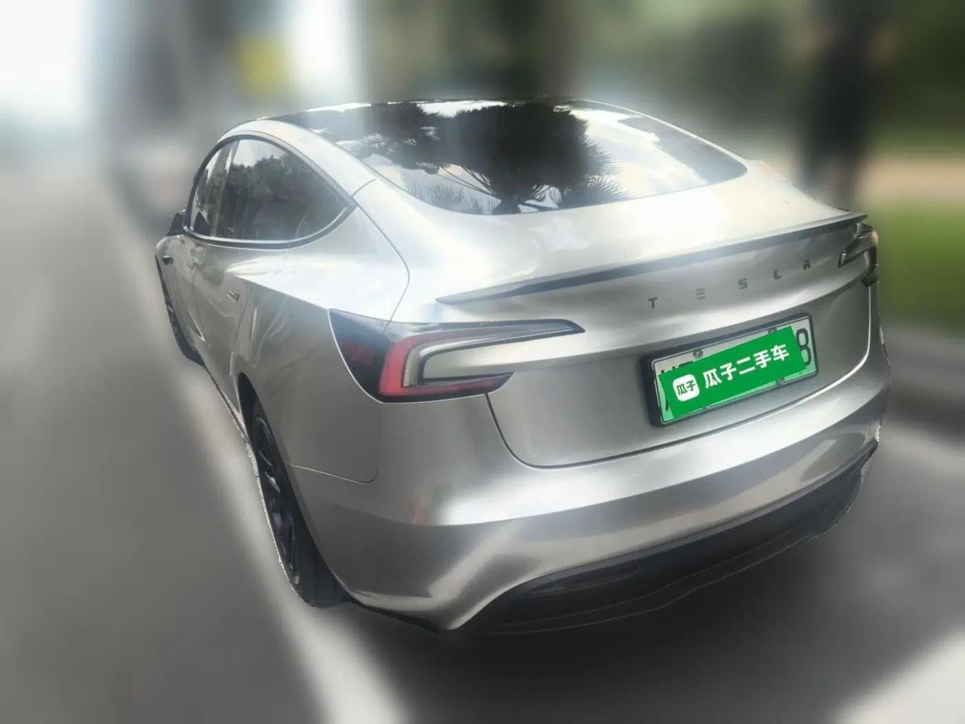 Tesla Model 3 2023 Rear-Wheel-Drive Version — миниатюра 4