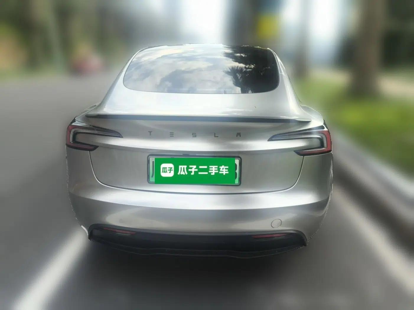 Tesla Model 3 2023 Rear-Wheel-Drive Version — миниатюра 5