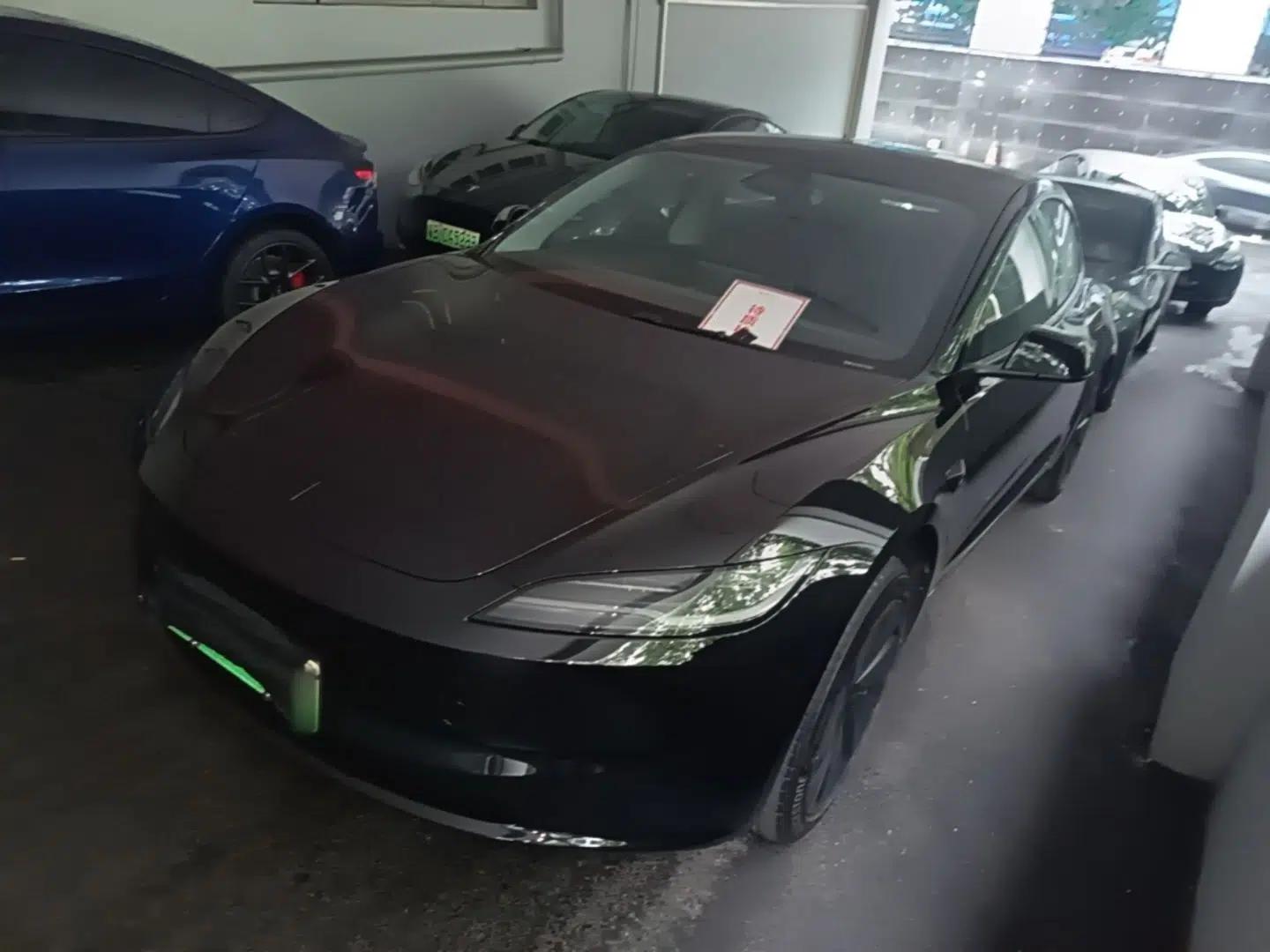 Tesla Model 3 2025 Model Revised Rear-Wheel-Drive Version — миниатюра 1