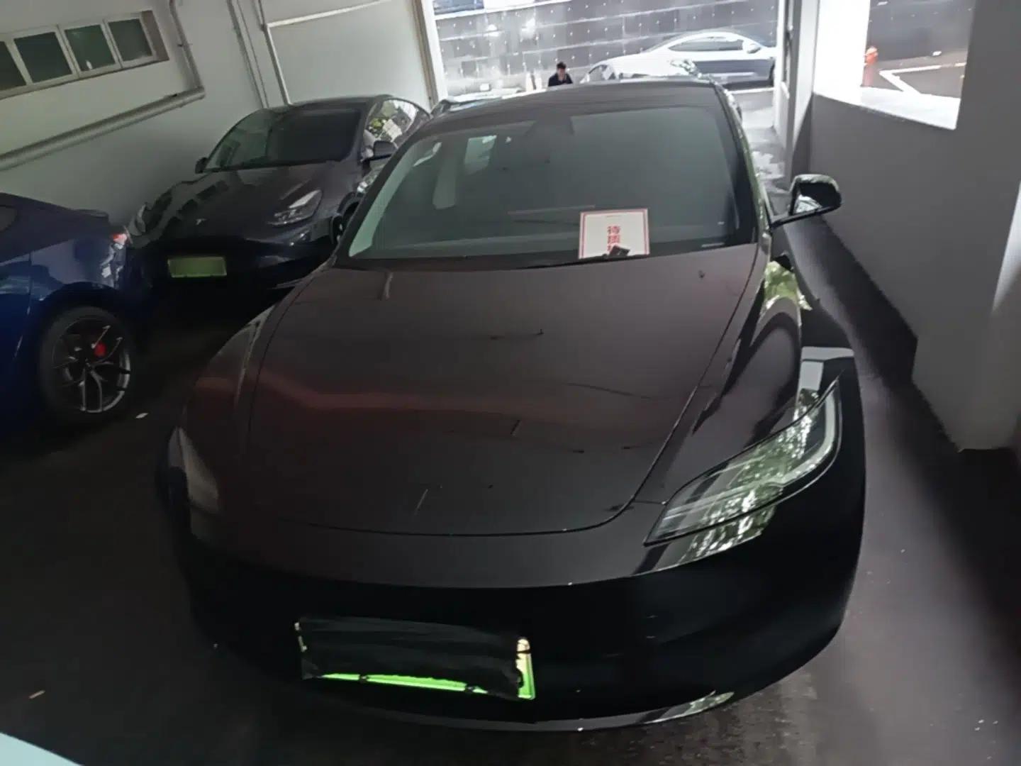 Tesla Model 3 2025 Model Revised Rear-Wheel-Drive Version — миниатюра 2