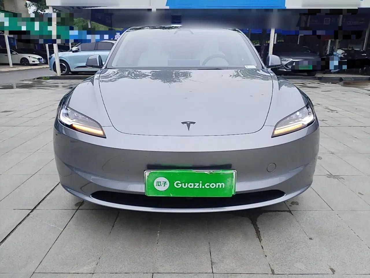 Tesla Model 3 2025 Model Long-Range Rear-Wheel-Drive Version — миниатюра 2