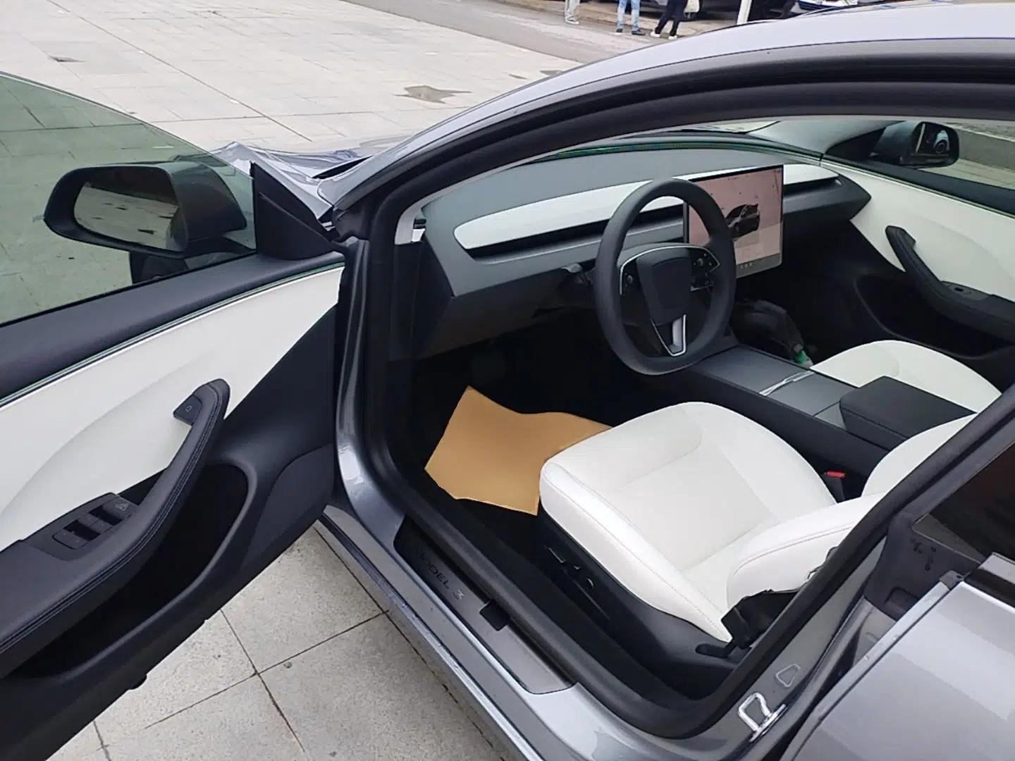 Tesla Model 3 2025 Model Long-Range Rear-Wheel-Drive Version — миниатюра 19