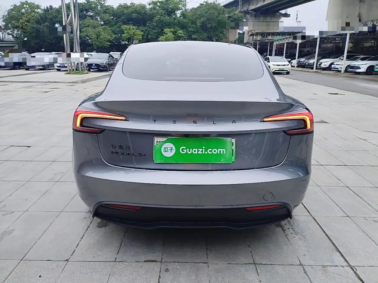 Tesla Model 3 2025 Model Long-Range Rear-Wheel-Drive Version — миниатюра 5