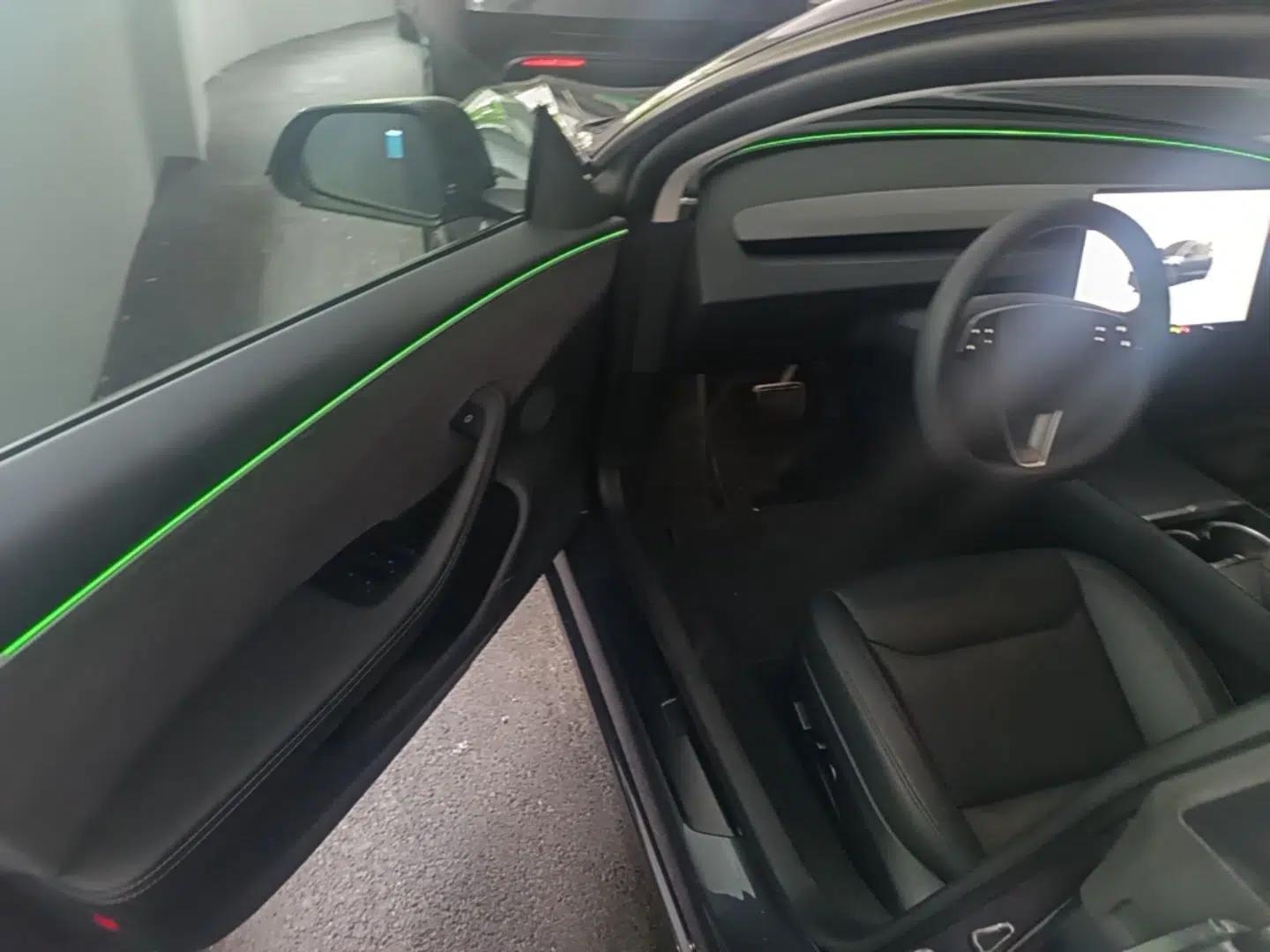 Tesla Model 3 2023 Long-Range All-Wheel-Drive Version — миниатюра 19