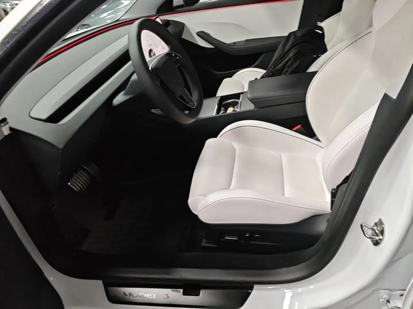 Tesla Model 3 2024 High-Performance All-Wheel-Drive Version — миниатюра 18