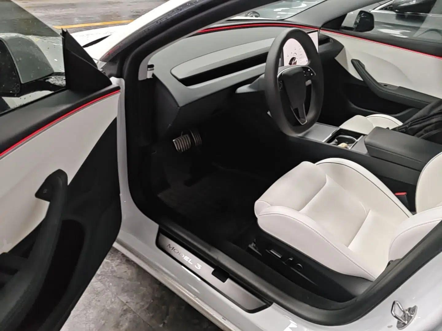 Tesla Model 3 2024 High-Performance All-Wheel-Drive Version — миниатюра 19