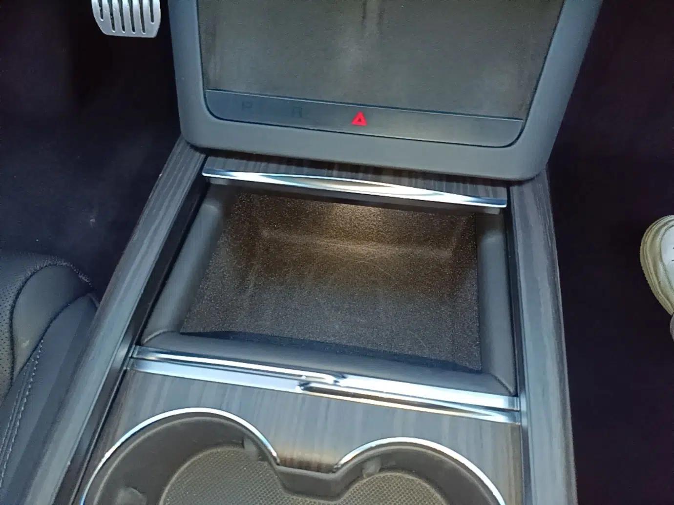 Tesla Model X 2023 Dual-Motor All-Wheel-Drive Version — миниатюра 12
