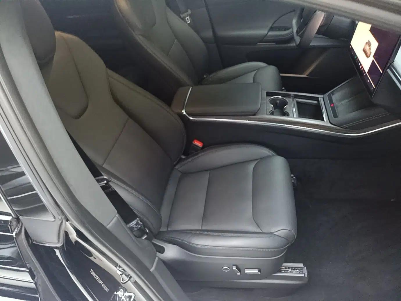 Tesla Model X 2023 Dual-Motor All-Wheel-Drive Version — миниатюра 23