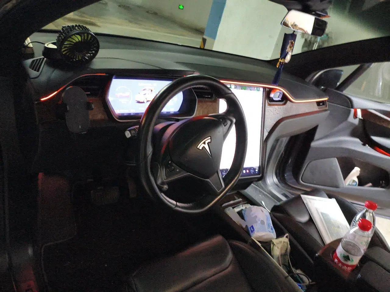Tesla Model X 2019 Long-Range Version — миниатюра 10