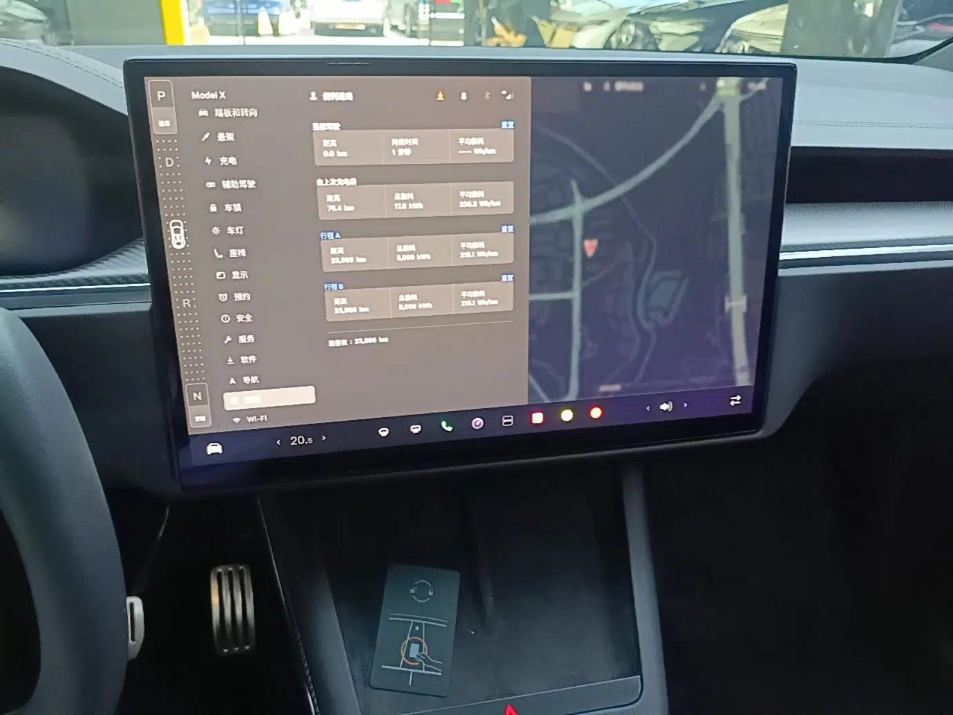 Tesla Model X 2023 Three-Motor All-Wheel-Drive Plaid Version — миниатюра 16