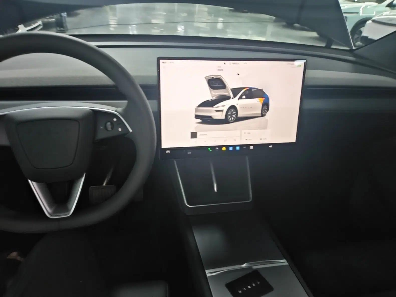 Tesla Model Y L 2025 Model Long-Range All-Wheel-Drive Version — миниатюра 13