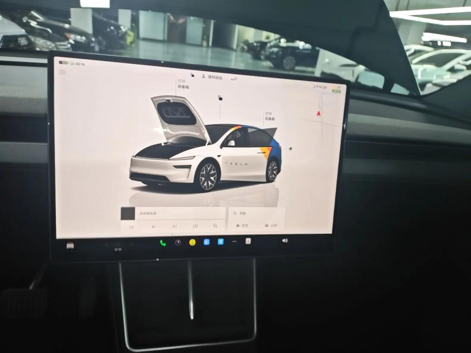 Tesla Model Y L 2025 Model Long-Range All-Wheel-Drive Version — миниатюра 16