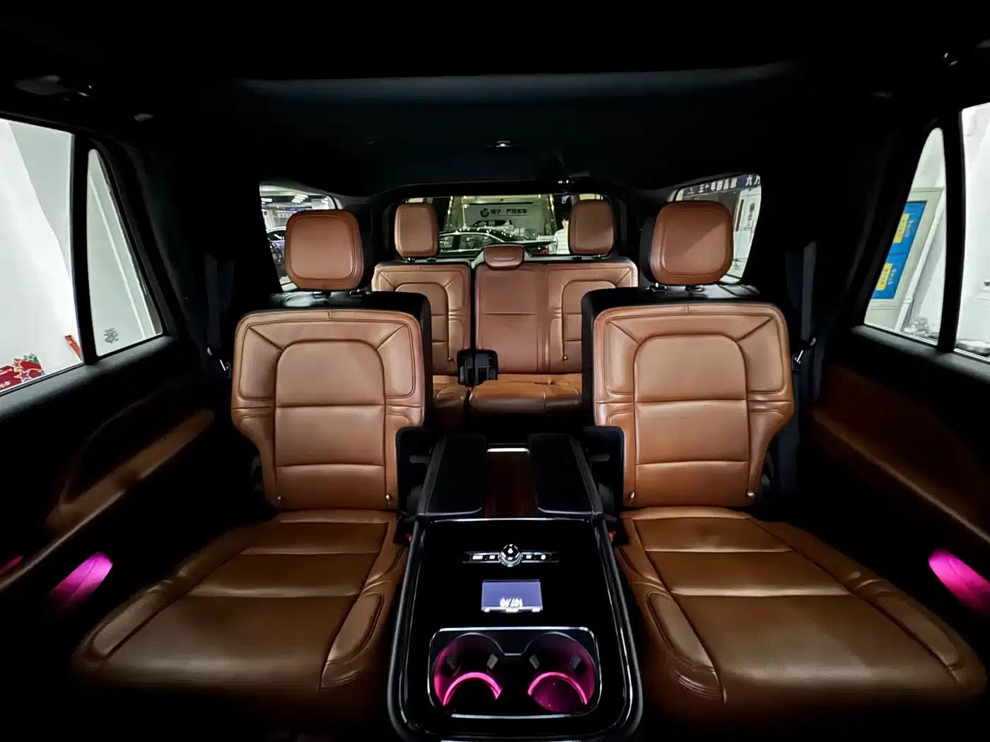 Navigator 2020 3.5T Premium Edition — миниатюра 12