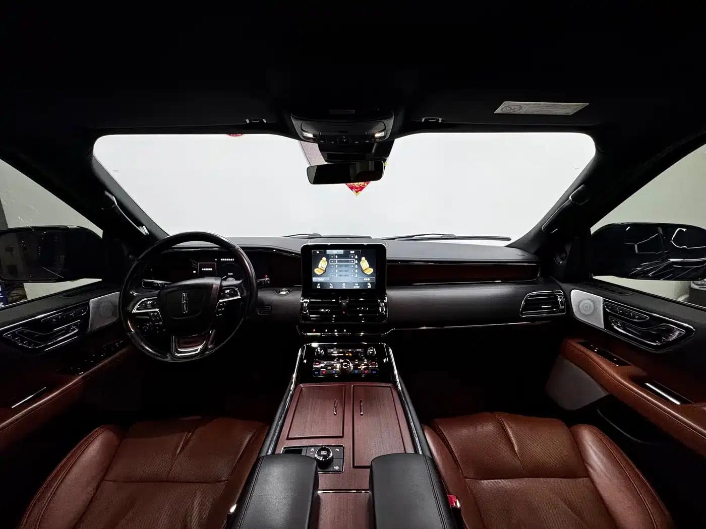 Navigator 2020 3.5T Premium Edition — миниатюра 10