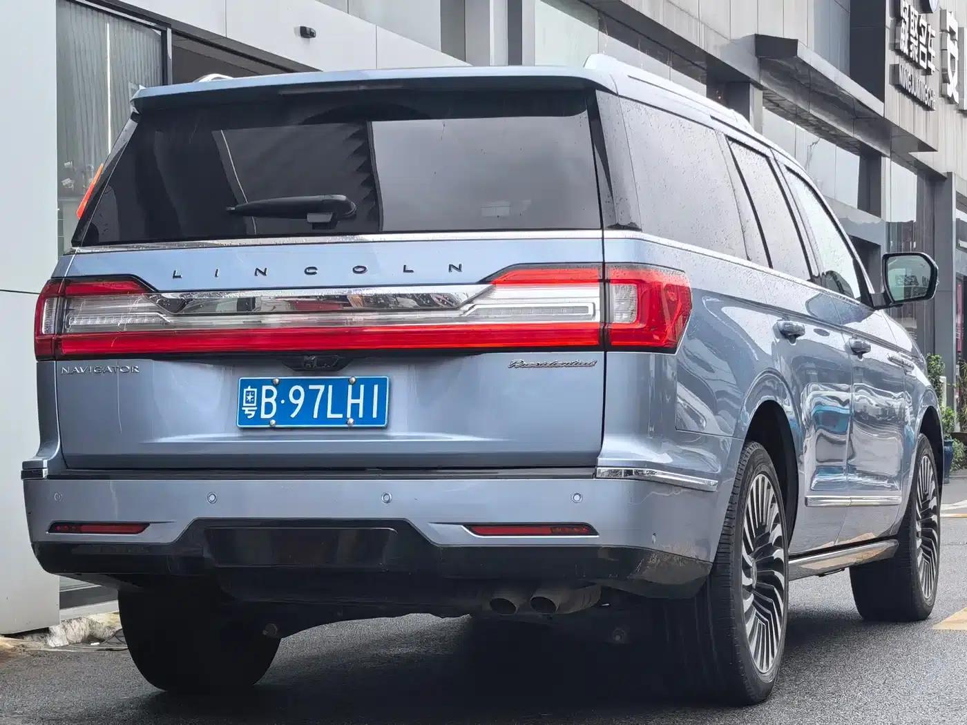 Navigator 2022 3.5T Presidential Edition — миниатюра 9