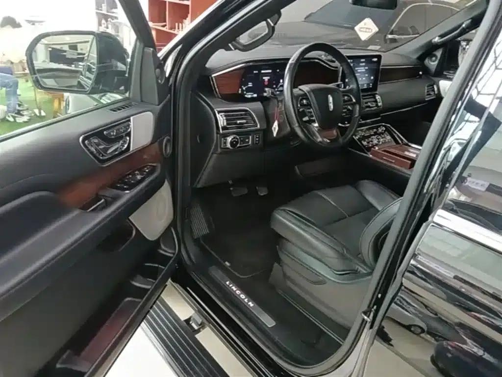 Navigator 2018 3.5T Premium Edition (National V Emission Standard) — миниатюра 16