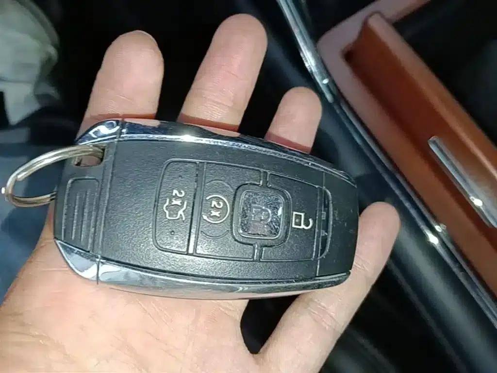 Navigator 2018 3.5T Premium Edition (National V Emission Standard) — миниатюра 9