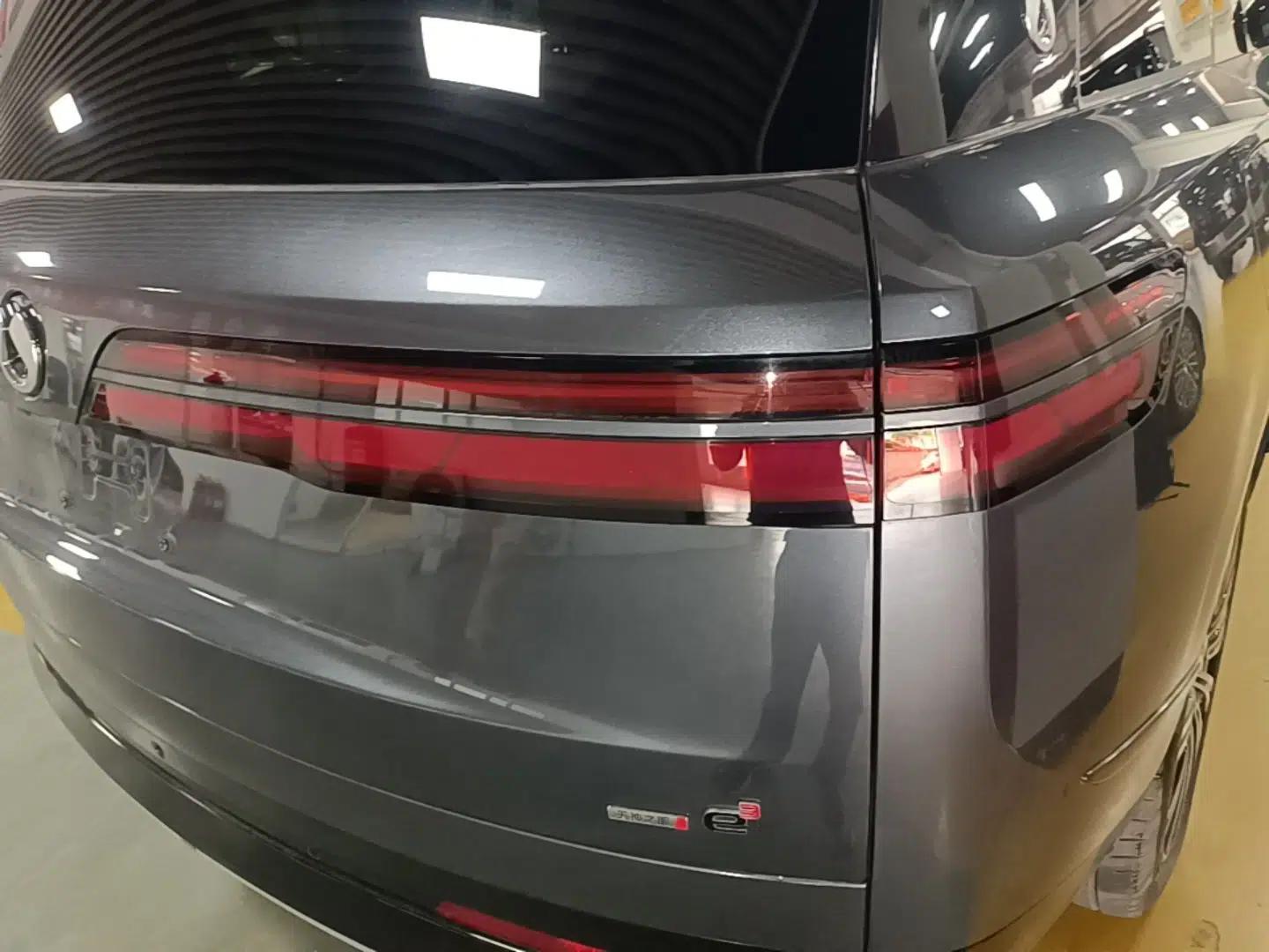 Denza N9 2025 Prestige Version — миниатюра 7