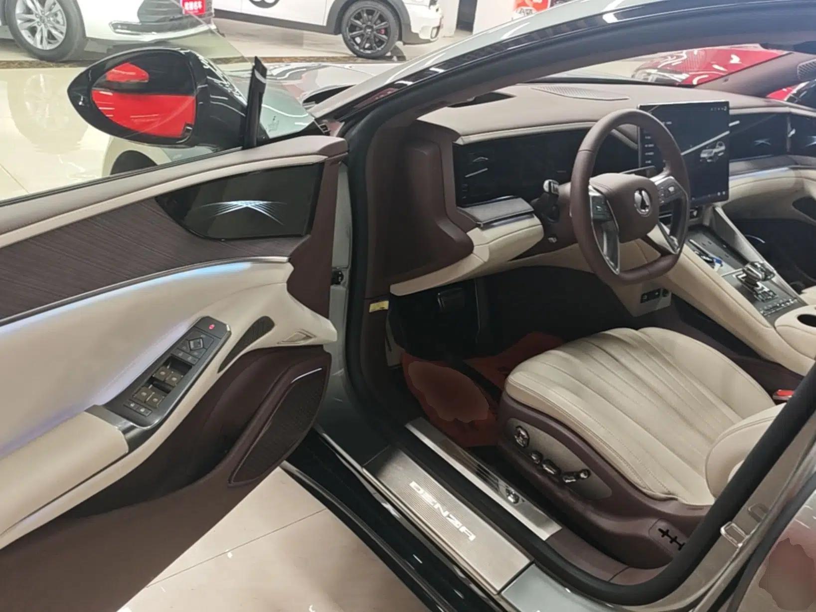 Denza Z9GT 2024 1100 Four-Wheel Drive Ultra Version — миниатюра 19