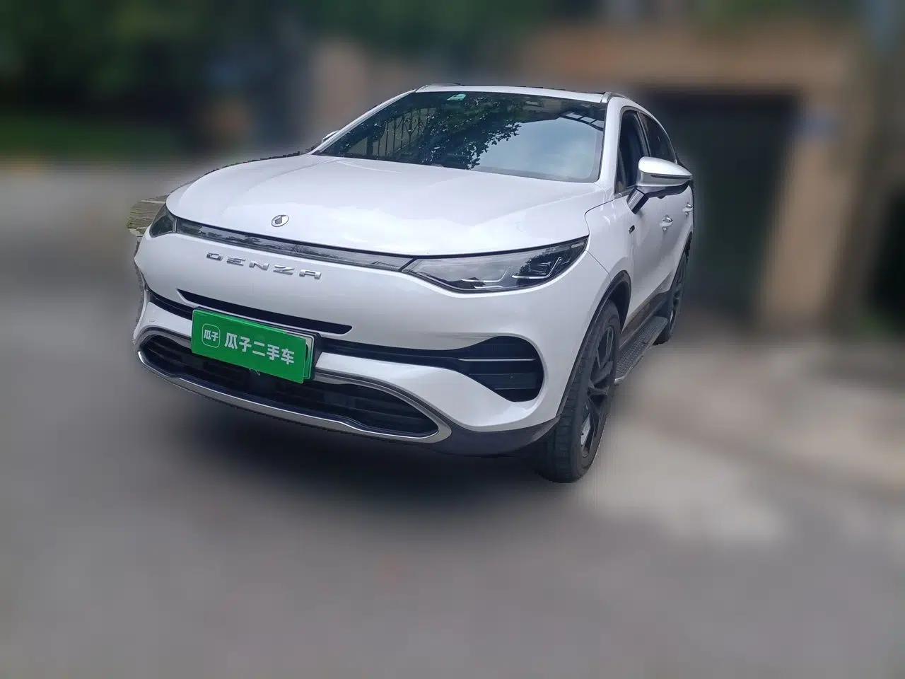 Denza X 2020 PHEV Flagship Edition — миниатюра 1