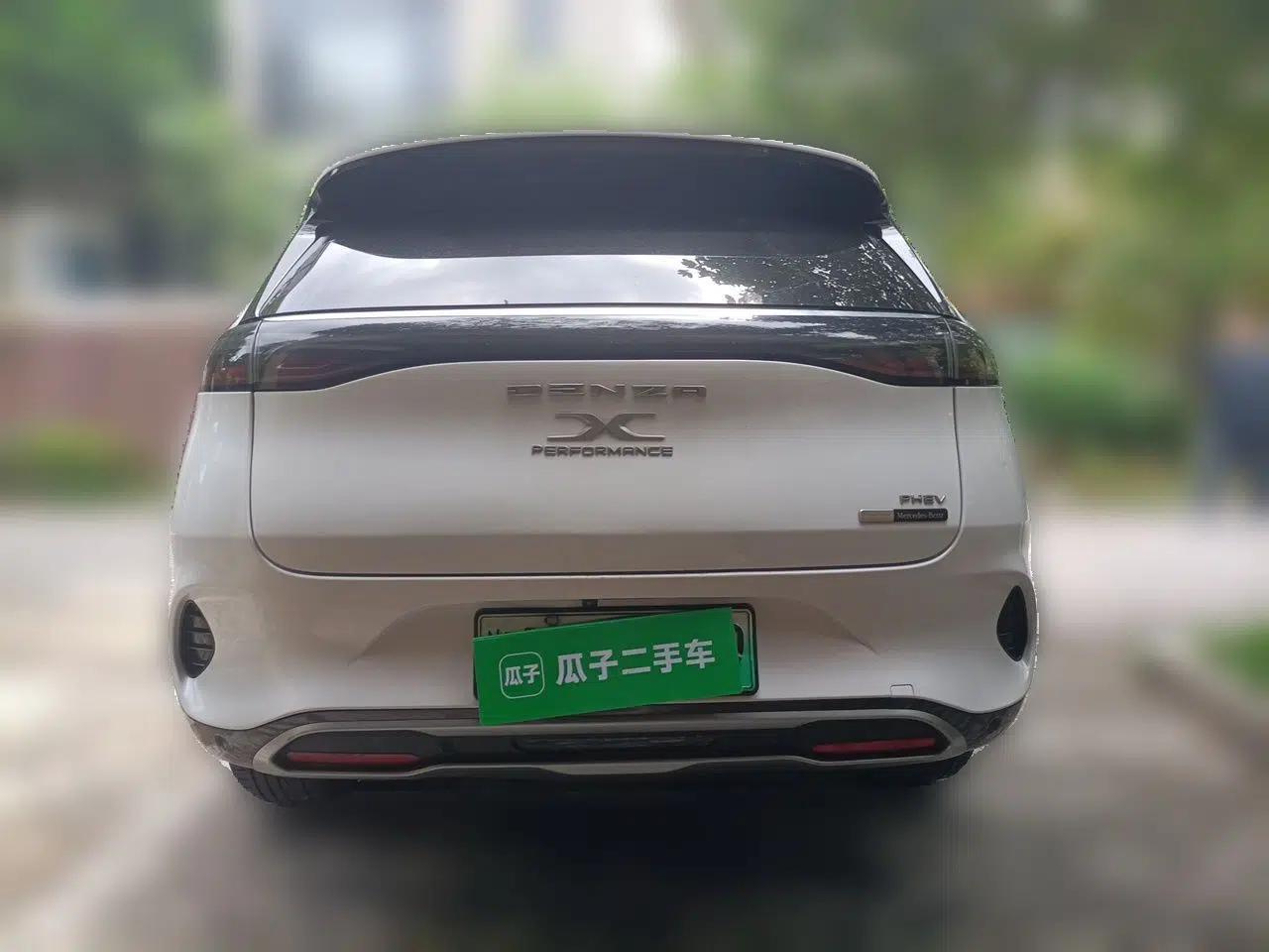 Denza X 2020 PHEV Flagship Edition — миниатюра 5
