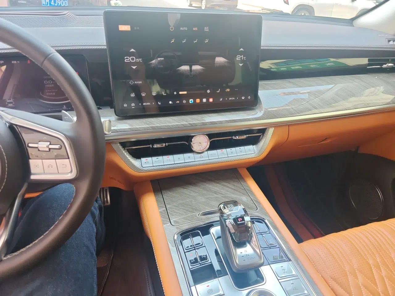 Tank 500 2022 3.0T Sport Edition "Creation" Version 5-Seater — миниатюра 14