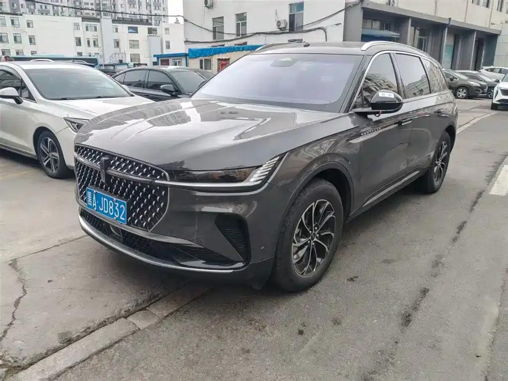 Navigator 2023 2.0T AWD Premium Edition — миниатюра 2