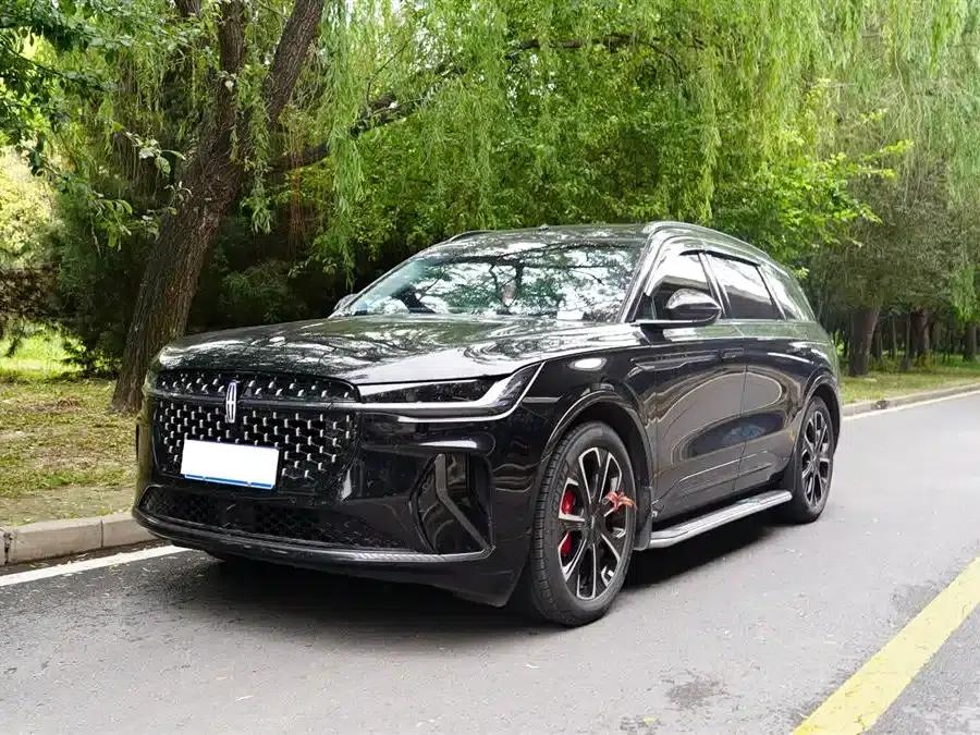 Navigator 2023 2.0T AWD Premium Hybrid — миниатюра 1