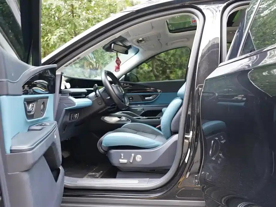 Navigator 2023 2.0T AWD Premium Hybrid — миниатюра 4