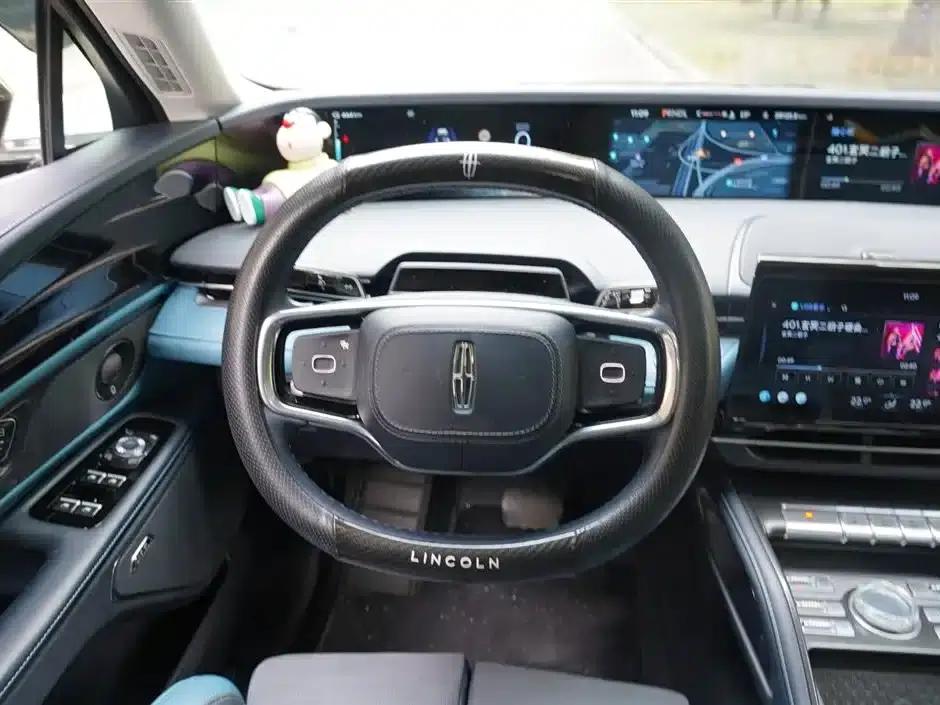 Navigator 2023 2.0T AWD Premium Hybrid — миниатюра 7