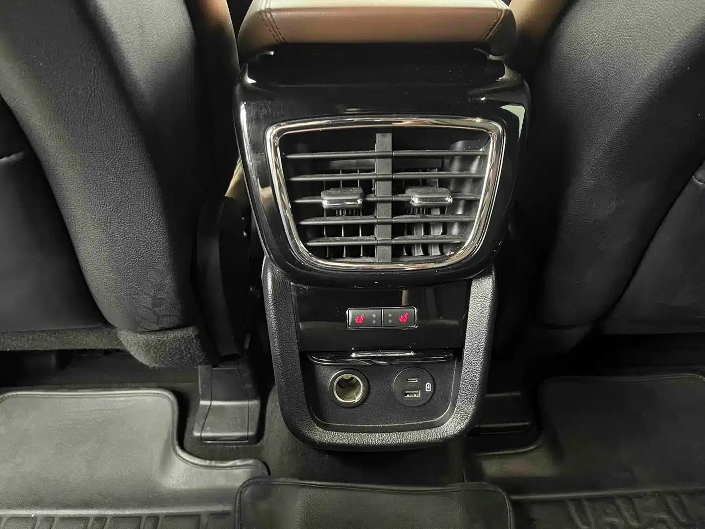 Navigator 2021 2.7T AWD Premium Edition — миниатюра 11