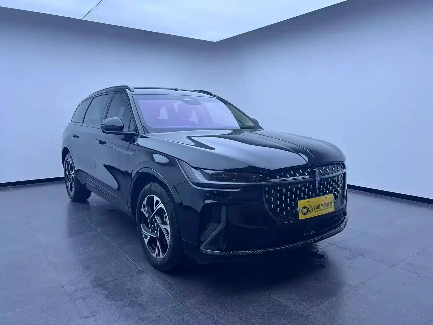 Navigator 2023 2.0T AWD Premium Hybrid — миниатюра 3