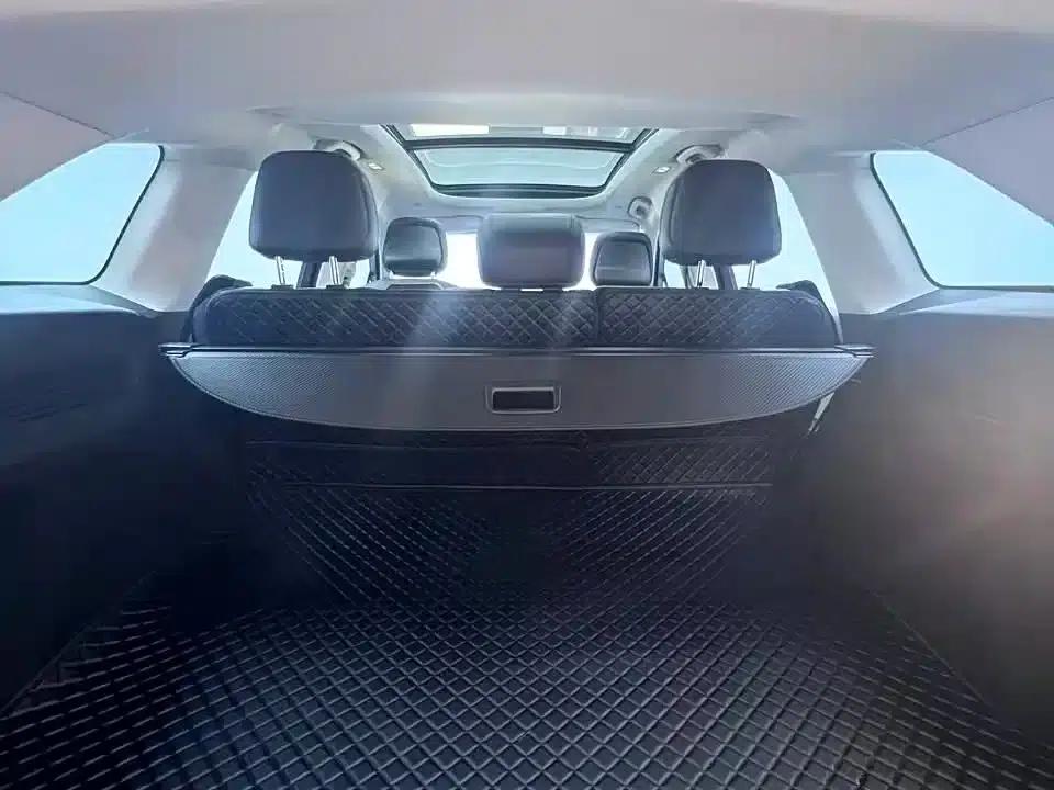 Navigator 2023 2.0T AWD Premium Hybrid — миниатюра 21