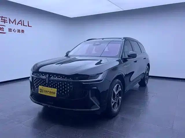 Navigator 2023 2.0T AWD Premium Hybrid