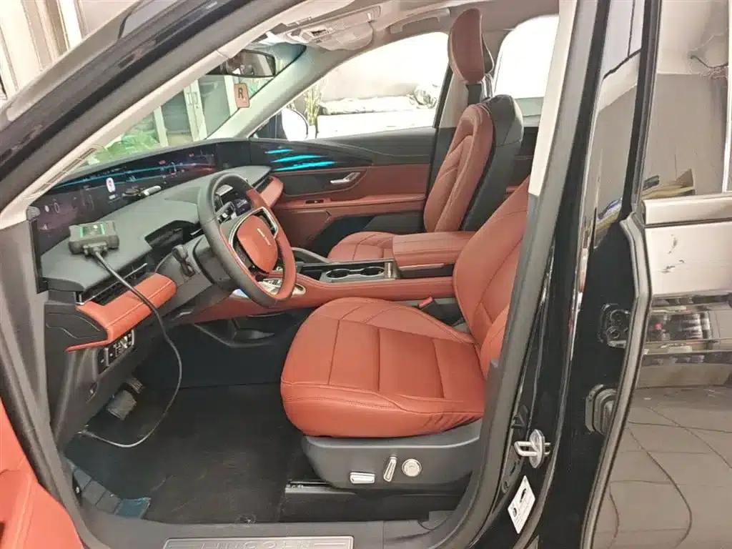 Navigator 2023 2.0T AWD Premium Hybrid — миниатюра 15